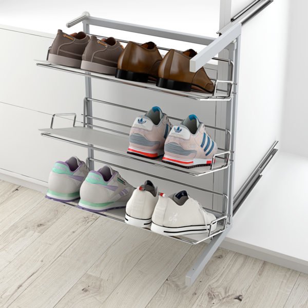 Articulated pull-out shoe rack